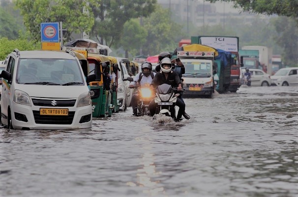 ভারতের উত্তর প্রদেশে বন্যায় ১৩ জনের মৃত্যু