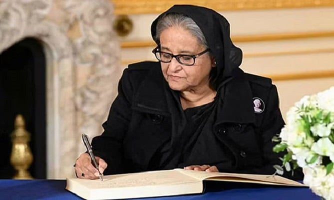 রানি এলিজাবেথের প্রতি শেষ শ্রদ্ধা প্রধানমন্ত্রীর