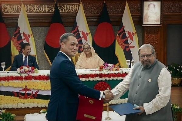 ব্রুনাইয়ের সঙ্গে ১ চুক্তি ও ৩ সমঝোতা সাক্ষর করল বাংলাদেশ