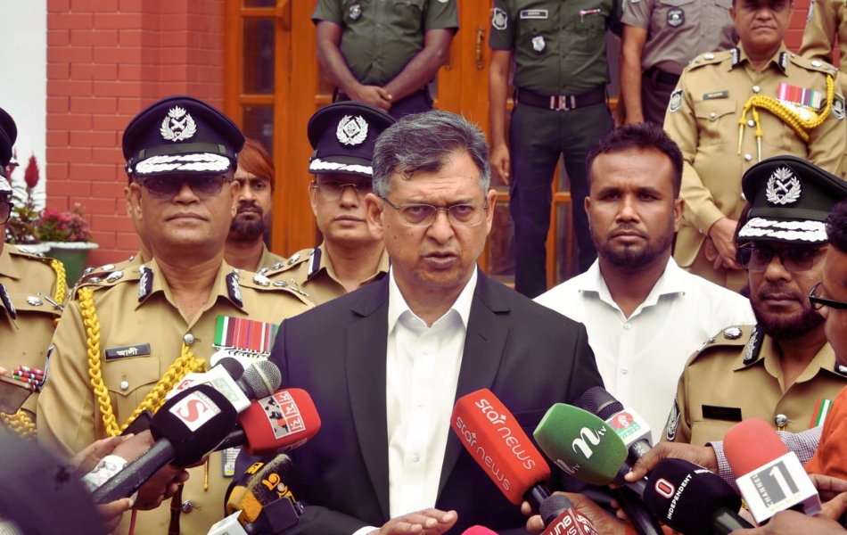 সংবিধান সংস্কারে প্রাধান্য পাবে ‘শহীদদের আকাঙ্ক্ষা’: স্বরাষ্ট্রমন্ত্রী