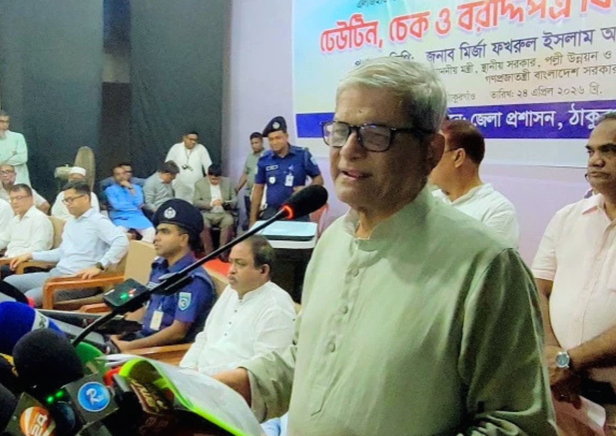 তেলের সংকট কৃত্রিম, নেপথ্যে অনৈতিক ব্যবসায়ীরা :মির্জা ফখরুল
