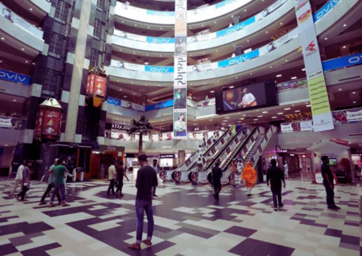 এক ঘণ্টা বাড়তি সুযোগ: শপিংমল ও দোকানপাট বন্ধের নতুন সময়সীমা