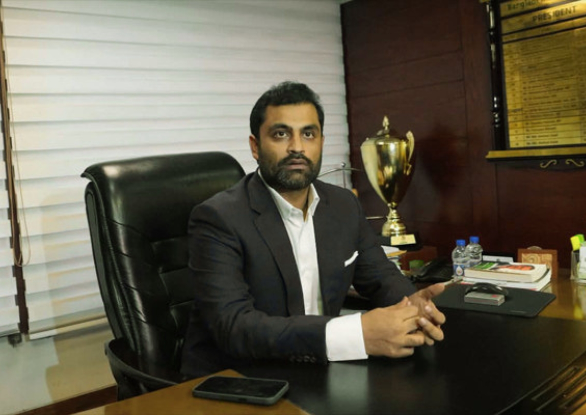 ভেঙে গেল আমিনুলের পর্ষদ, অ্যাডহক কমিটির নেতৃত্বে তামিম ইকবাল