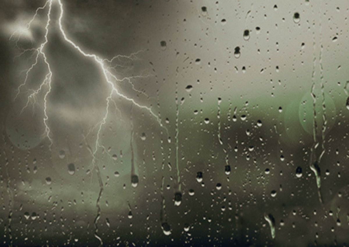 ঢাকাসহ ২০ জেলায় ঝড়ের পূর্বাভাস